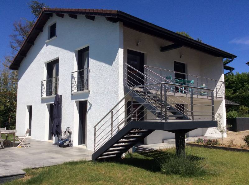ou faire fabriquer un escalier haut de gamme sur-mesure dans l'ouest lyonnais