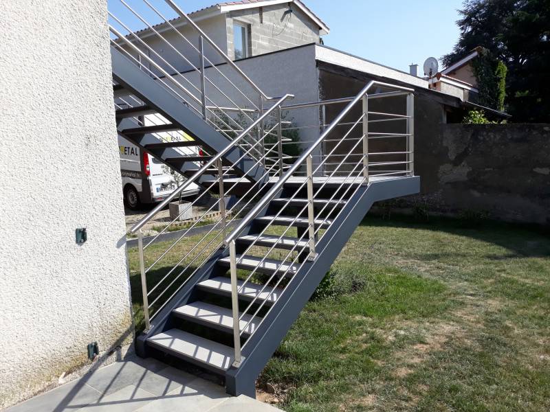 idée garde-corps extérieur en inox