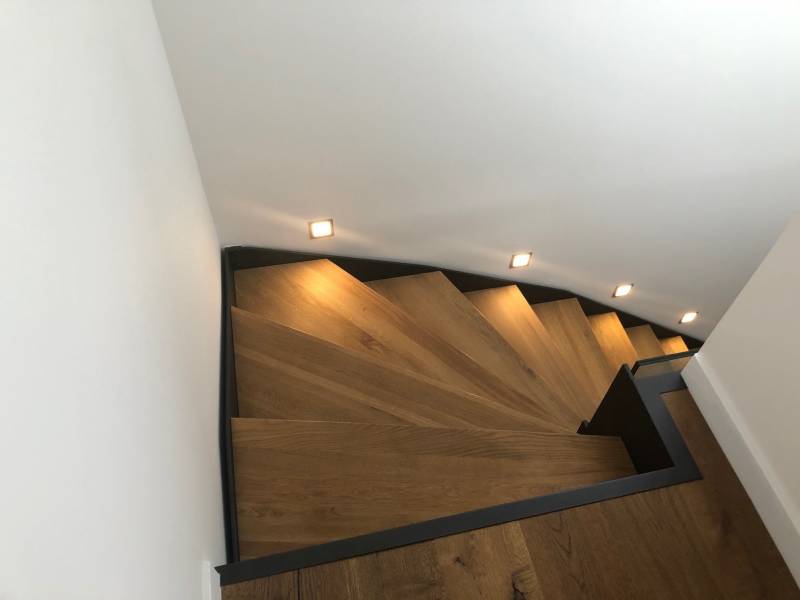 escalier métal verre prés de Lyon