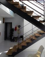 Notre zone d'activité pour ce service Fabrication d'un escalier moderne droit limon à crémaillère